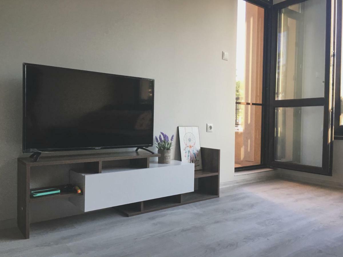 Azzurro Apartment - Ideal For Your Seaside Escape In Burgas Exteriör bild