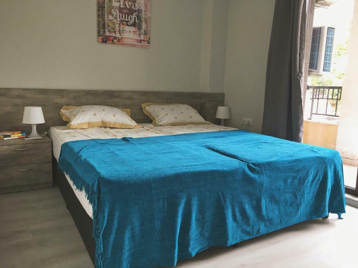Azzurro Apartment - Ideal For Your Seaside Escape In Burgas Exteriör bild